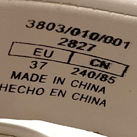 Zara  White Open Toe Square Padded  Dressy High Heel Sandals Size US7/EU37 - Picture 16 of 16